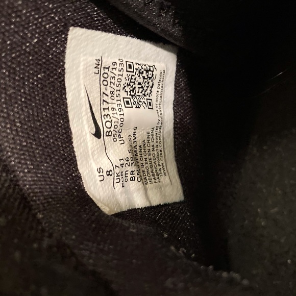 Lebron James XVII Nike Basketball Shoes - Picture 9 of 11